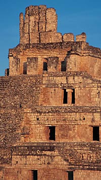 Edzn&aacute;, site arch&eacute;ologique dans l'&eacute;tat de Campeche au Mexique