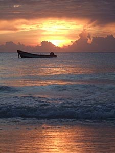 coucher du soleil pr&egrave;s de la baie d'Acapulco