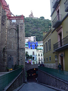 une des rues souterraines près du Templo San Diego (Guanajuato, Mexique)