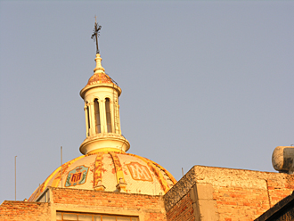 temple de la Merced dans le centre de Guadalajara (tr&egrave;s belle luminosit&eacute; au coucher du soleil)