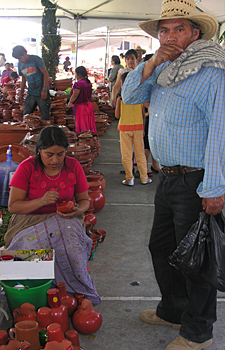 march&eacute; artisanal de uruapan