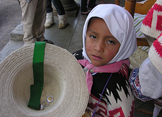 costume de la danse des petits vieux &agrave; P&aacute;tzcuaro (Michoac&aacute;n, Mexique)