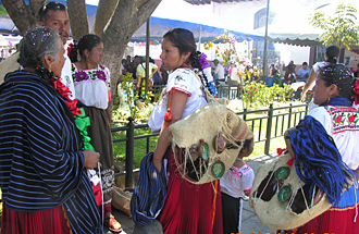 fin du d&eacute;fil&eacute; de uruapan