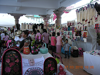 march&eacute; artisanal de Uruapan