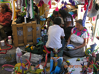 march&eacute; artisanal de Uruapan