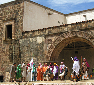 Mise en sc&egrave;ne avec les ap&ocirc;tres et arrestation de J&eacute;sus &agrave; Tzintzuntzan