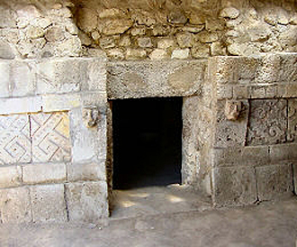 entr&eacute;e Tombe 30 de Yagul (Oaxaca, Mexique)