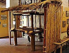 m&eacute;tier &agrave; tisser dans le mus&eacute;e communautaire  (&eacute;tat d'Oaxaca, Mexique)