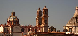 &eacute;glise Santa Prisca &agrave; Taxco (&eacute;tat de Guerrero, Mexique)