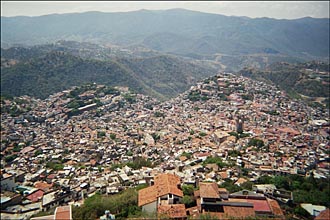 vue sur Taxco (&eacute;tat de Guerrero, Mexique)
