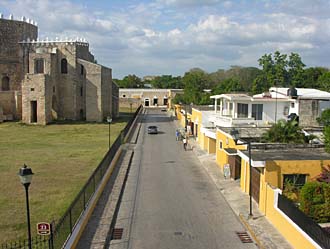 diff&eacute;rentes vues d'Izamal (Yucat&aacute;n, Mexique)