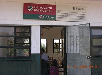 gare d'El Fuerte (&eacute;tat de Sinaloa, Mexique)