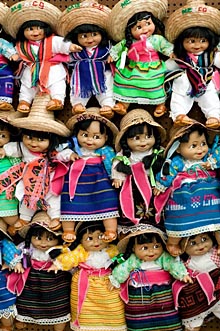 poupées fabriquées à la main au Mexique