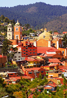 vue sur Real del Monte (état d'Hidalgo au Mexique)