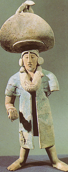 Figurine de Jaina, en argile, d'un homme portant un chapeau original