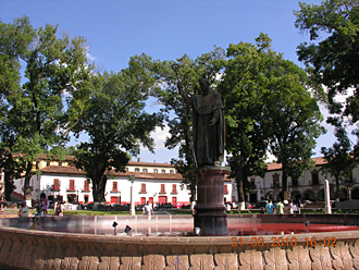Place Vasco de Quiroga &agrave; P&aacute;tzcuaro (&eacute;tat du Michoac&aacute;n, Mexique)