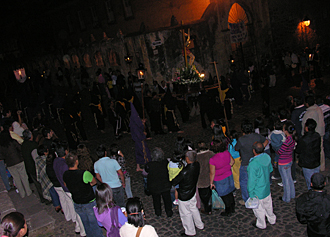 procession du silence &agrave; P&aacute;tzcuaro - "Vigile Pascale"
