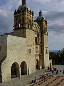 église de Santo Domingo à Oaxaca (Mexique)