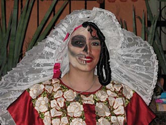 visage moiti&eacute; de mort, moiti&eacute; de femme