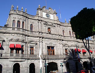 palais municipal  &agrave; Puebla (ville et &eacute;tat du Mexique)