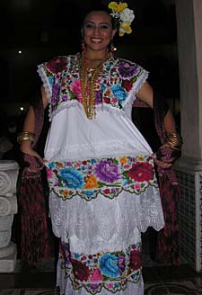 danse yucatèque à Mérida